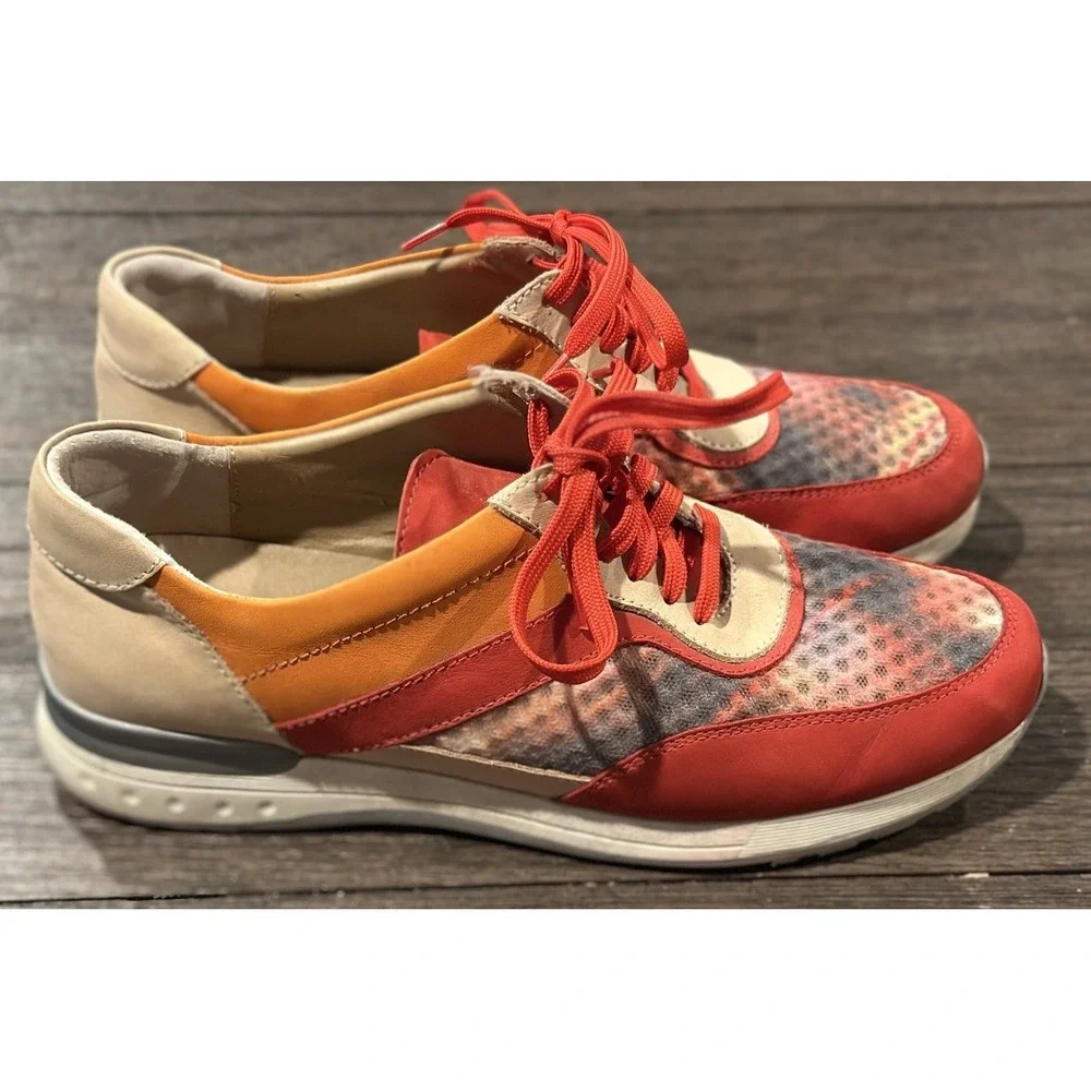 Vaneli‎ Sport Red Orange Tan lace up sneaker womens Sz 9 Rainbow Colorful